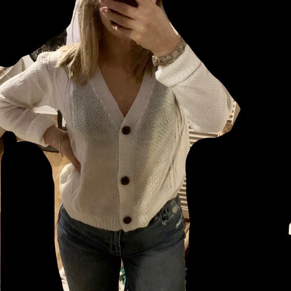 ☀️CLEARANCE☀️ Button Up Lightweight Cardigan Sweater - Picture 13 of 14